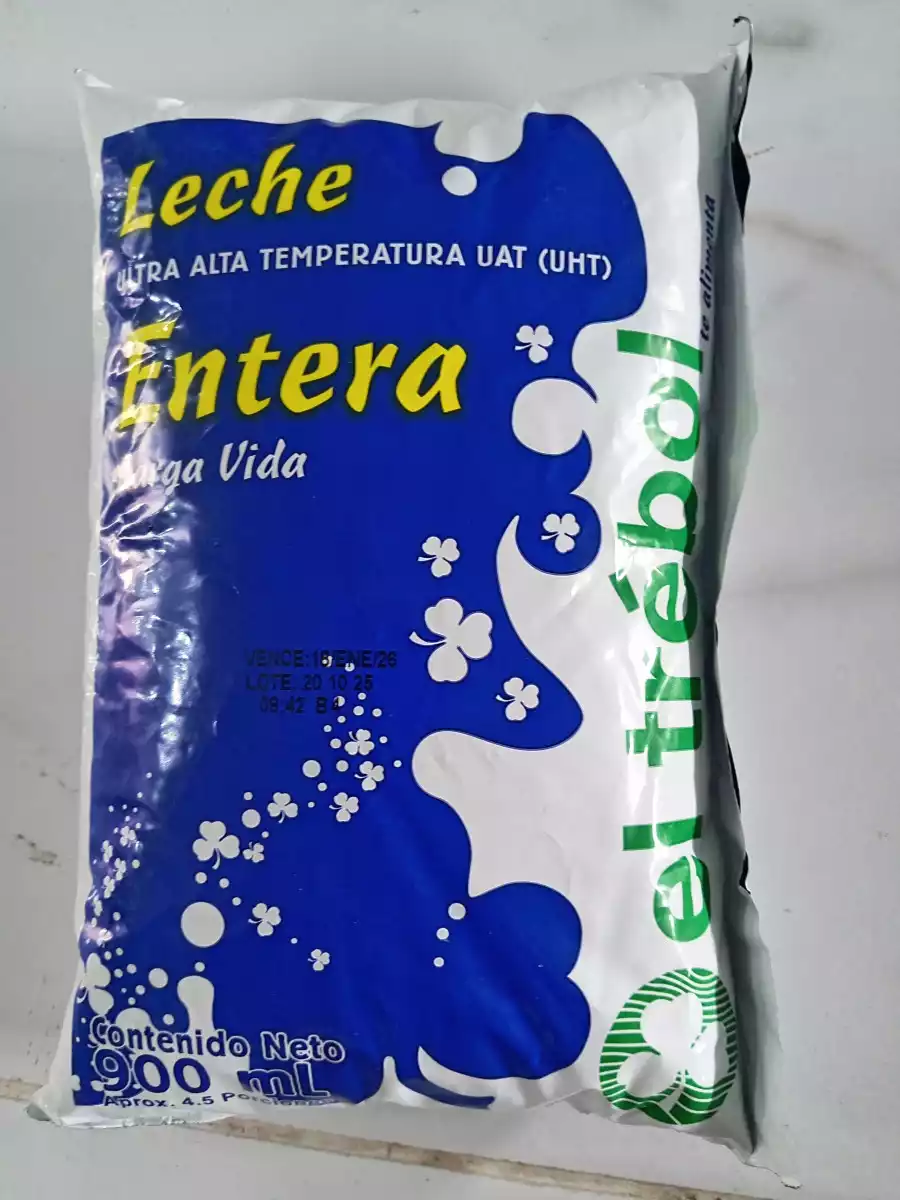 LECHE LIQUIDA ENTERA EL TREBOL 900ML