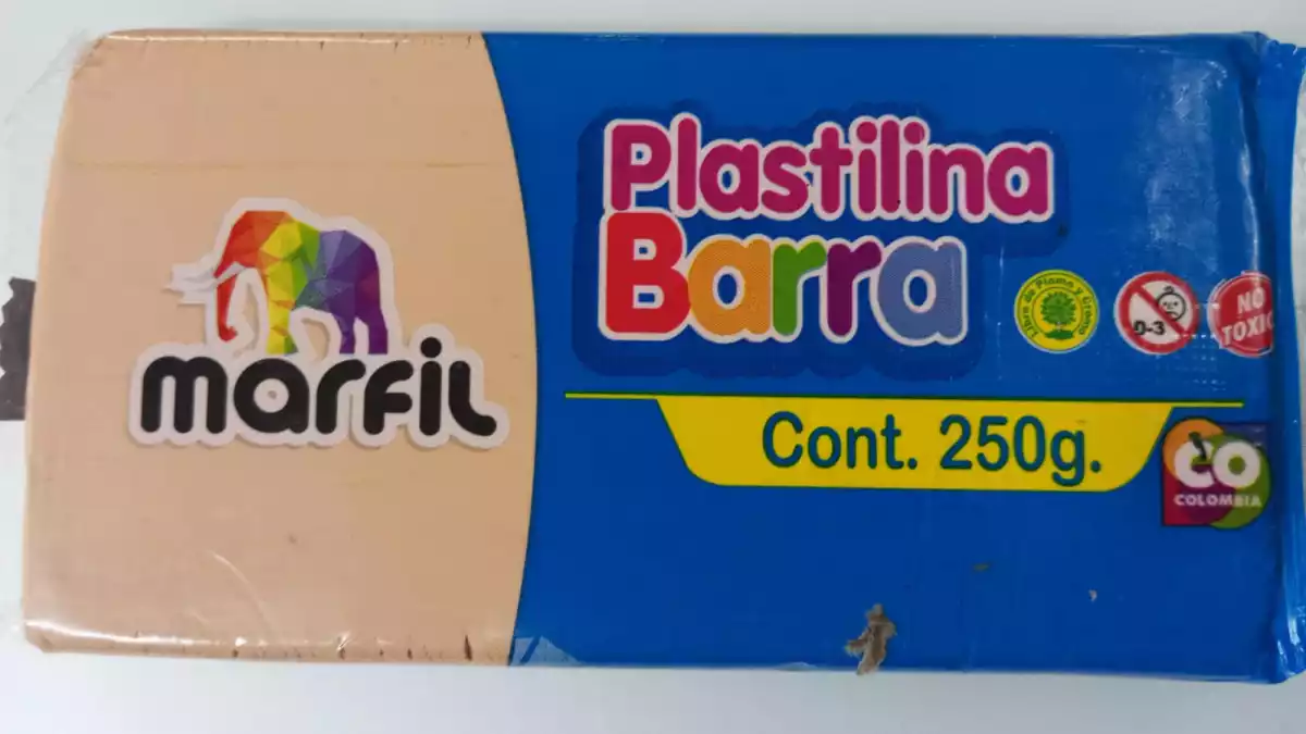 PLASTINILA 250GR PIEL MARFIL