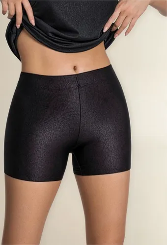 SHORT INTERIOR CORTO DE LICRA