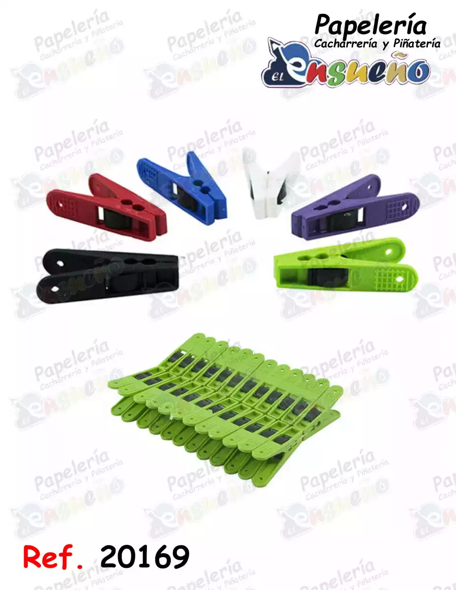 GANCHO DE ROPA PLASTICO *12 UND