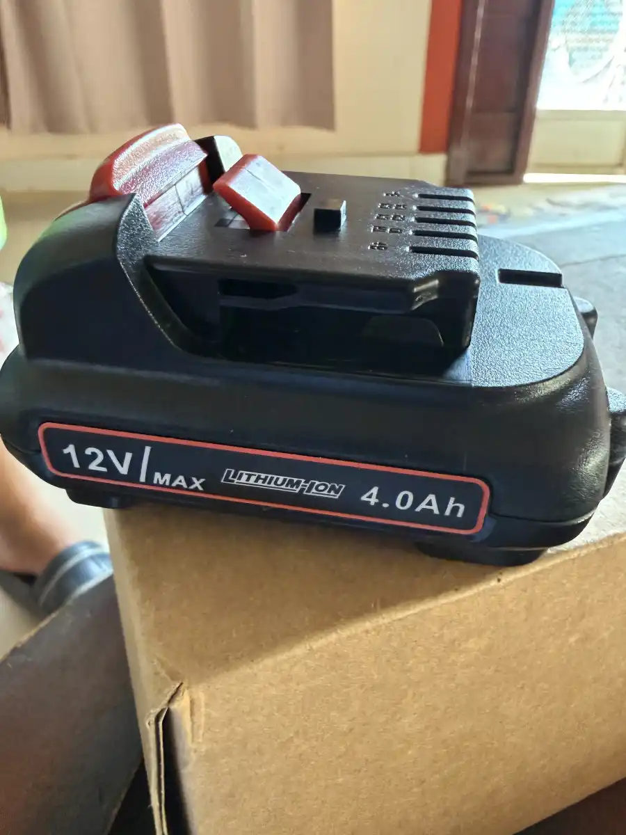 BATERÍA DE LITIO PARA HERRAMIETAS MODELO WTL120 12v 4A