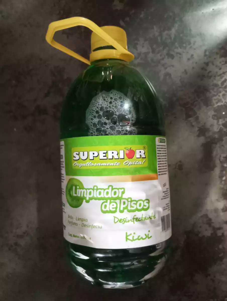 LIMPIA PISOS SUPERIOR DESINFECTANTE KIWI 2000ML